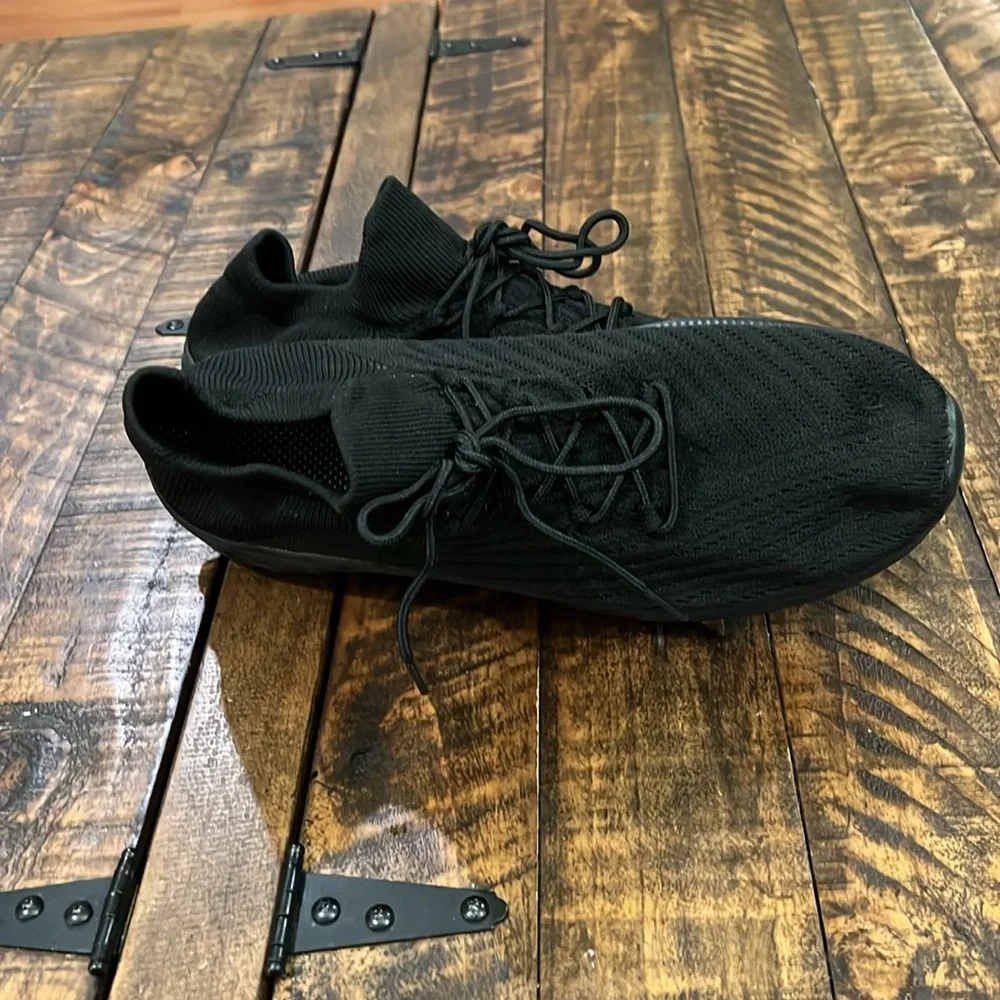 Black Men's Sneakers